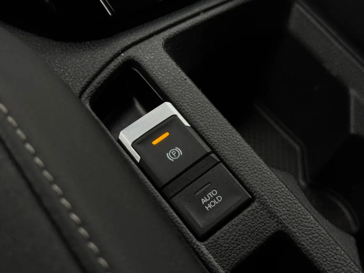 1.5 TSI R-Line 11-2025 IQ LIGHT NAVI CAMERA CLIMATE SPORTVELGEN
