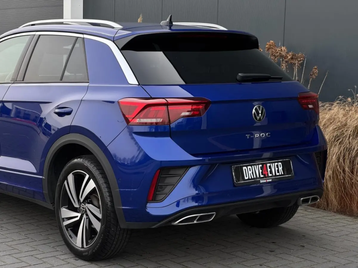 1.5 TSI R-Line 11-2025 IQ LIGHT NAVI CAMERA CLIMATE SPORTVELGEN