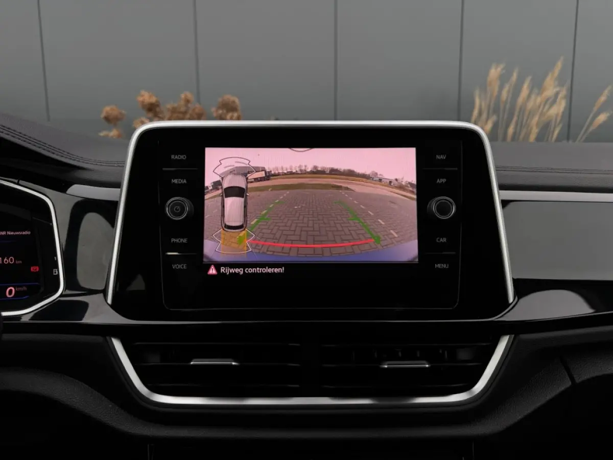 1.5 TSI R-Line 11-2025 IQ LIGHT NAVI CAMERA CLIMATE SPORTVELGEN