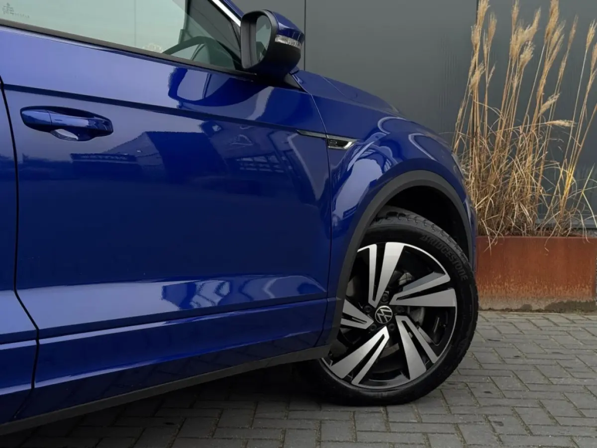 1.5 TSI R-Line 11-2025 IQ LIGHT NAVI CAMERA CLIMATE SPORTVELGEN