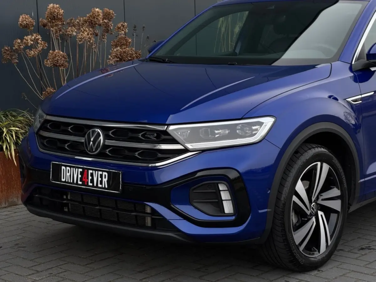1.5 TSI R-Line 11-2025 IQ LIGHT NAVI CAMERA CLIMATE SPORTVELGEN