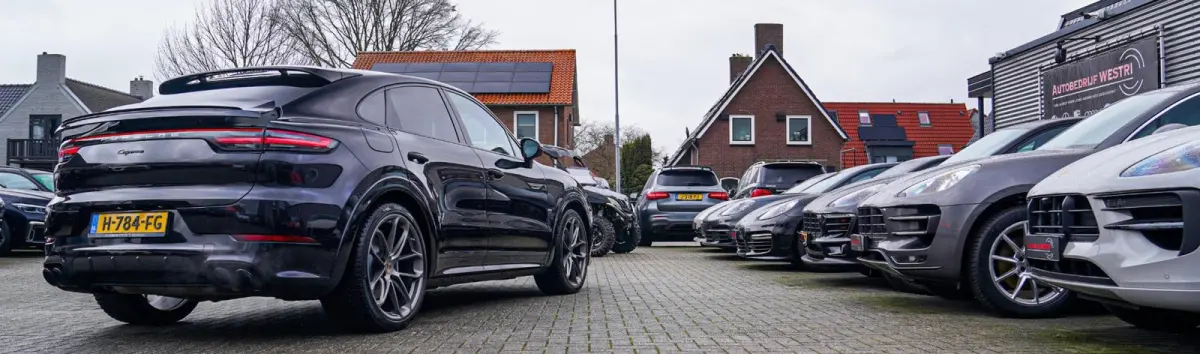 3.0 E-Hybrid | Alcantara | Bose | Carbon | HuD | 360 Camera