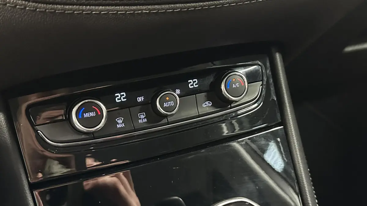 1.2 Turbo Business Executive AUTOMAAT CAMERA CARPLAY LM NAVI ECC CRUISE.