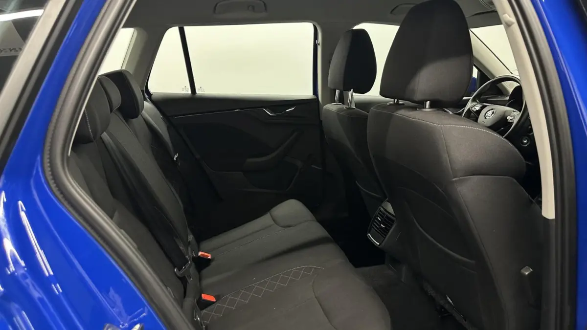 1.0 TSI Ambition CAMERA CARPLAY LED CRUISE DAB.