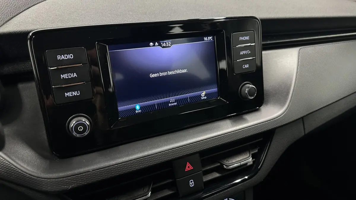 1.0 TSI Ambition CAMERA CARPLAY LED CRUISE DAB.