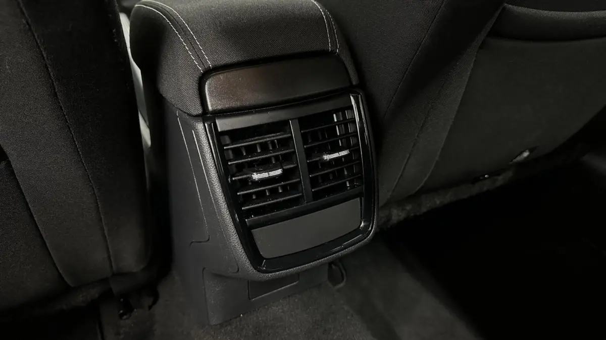 1.0 TSI Ambition CAMERA CARPLAY LED CRUISE DAB.