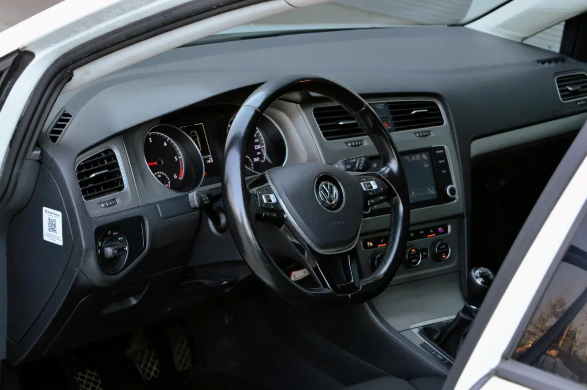 1.6 TDI Business Edition R Connected