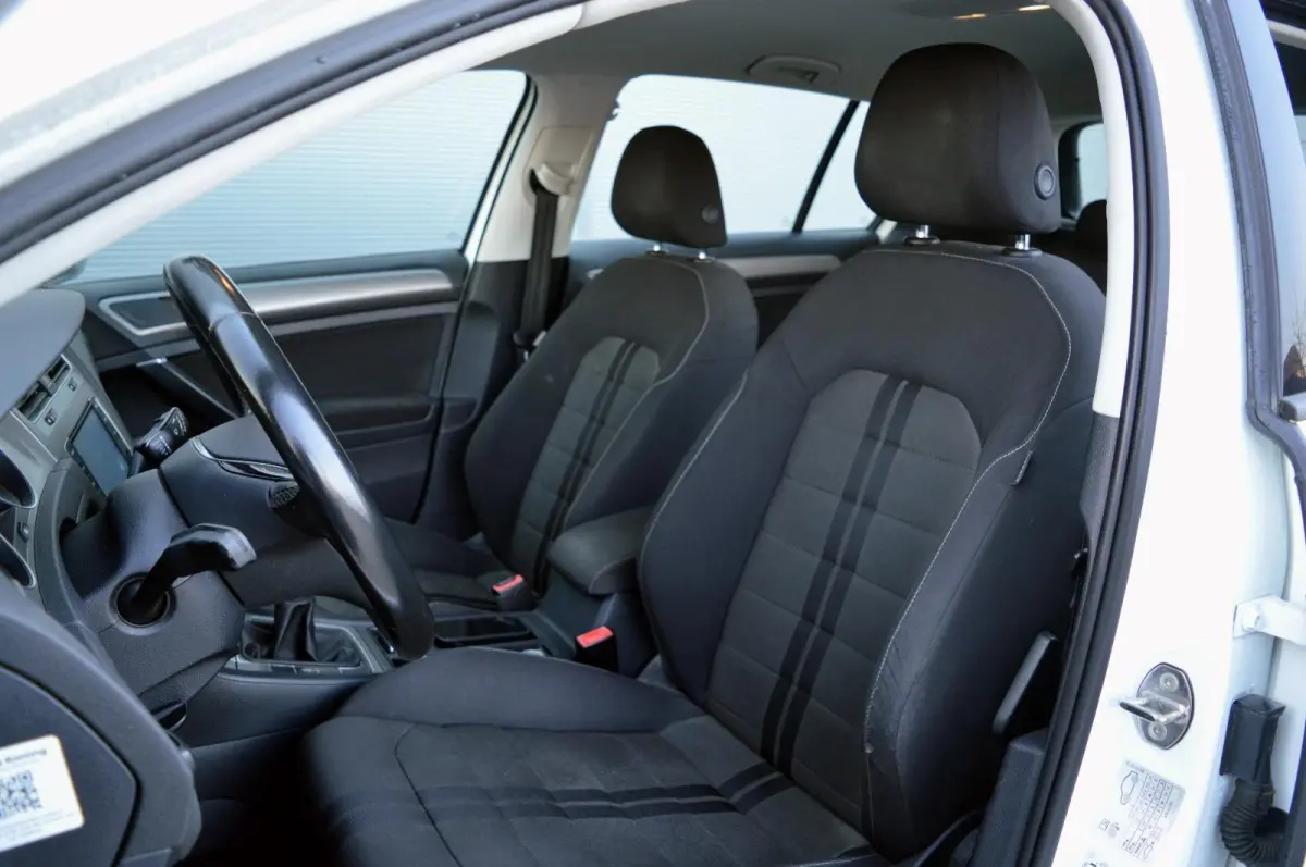 1.6 TDI Business Edition R Connected