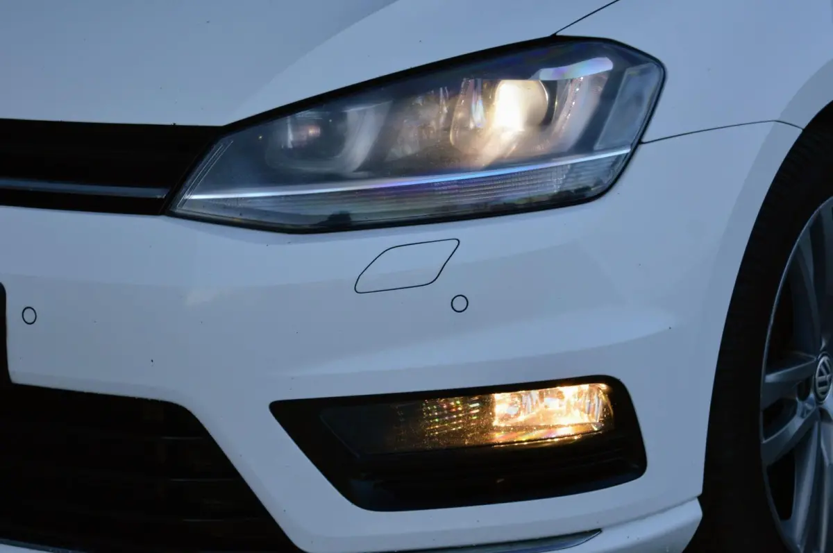 1.6 TDI Business Edition R Connected