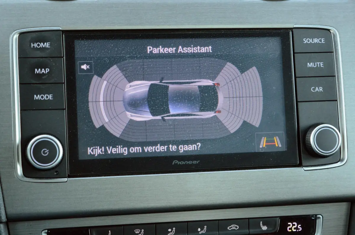 1.6 TDI Business Edition R Connected