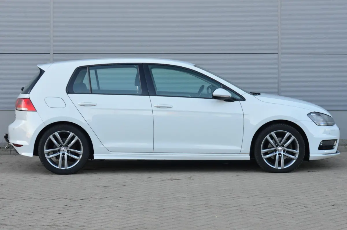 1.6 TDI Business Edition R Connected