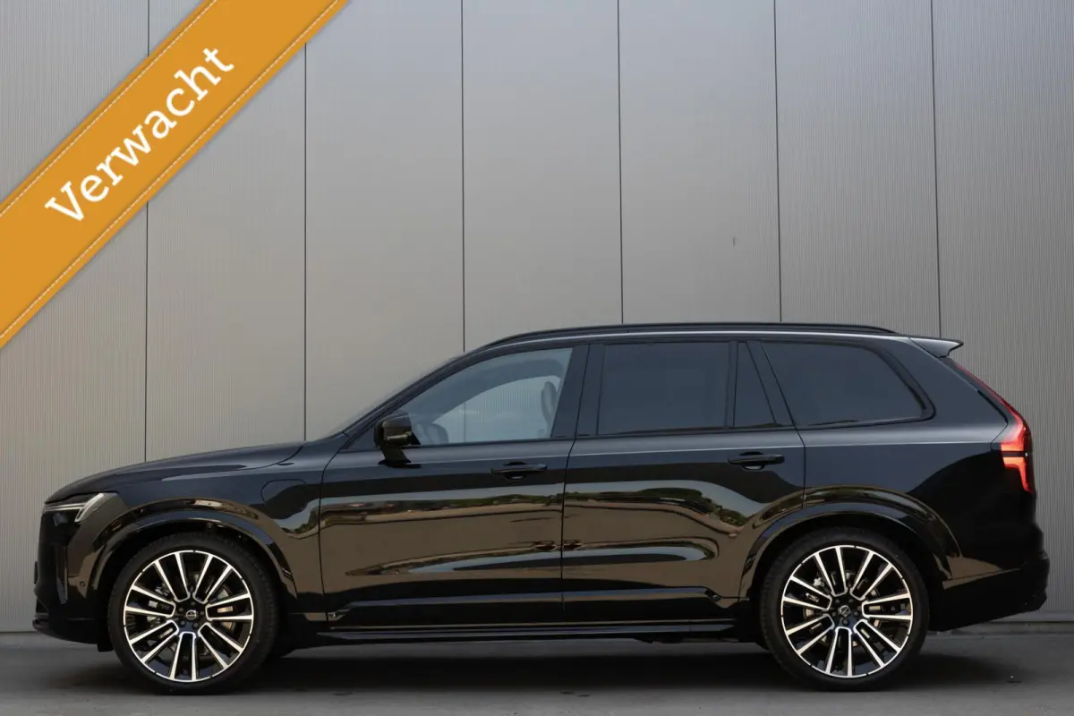 T8 Plug-in hybrid AWD Ultra Dark MY 2027 Full Option