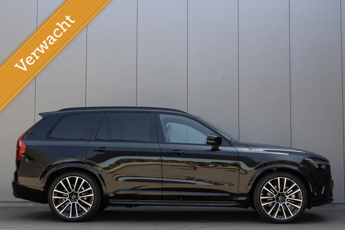T8 Plug-in hybrid AWD Ultra Dark MY 2027 Full Option