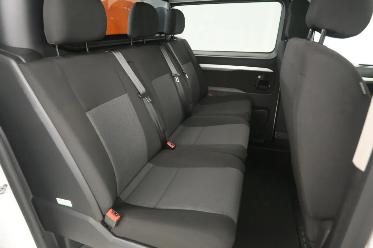 2.0 CDTI L3H1 | Marge | Dubbele Cabine | Airco | Cruise | Camera | Trekhaak | Carplay | Parkeersens.