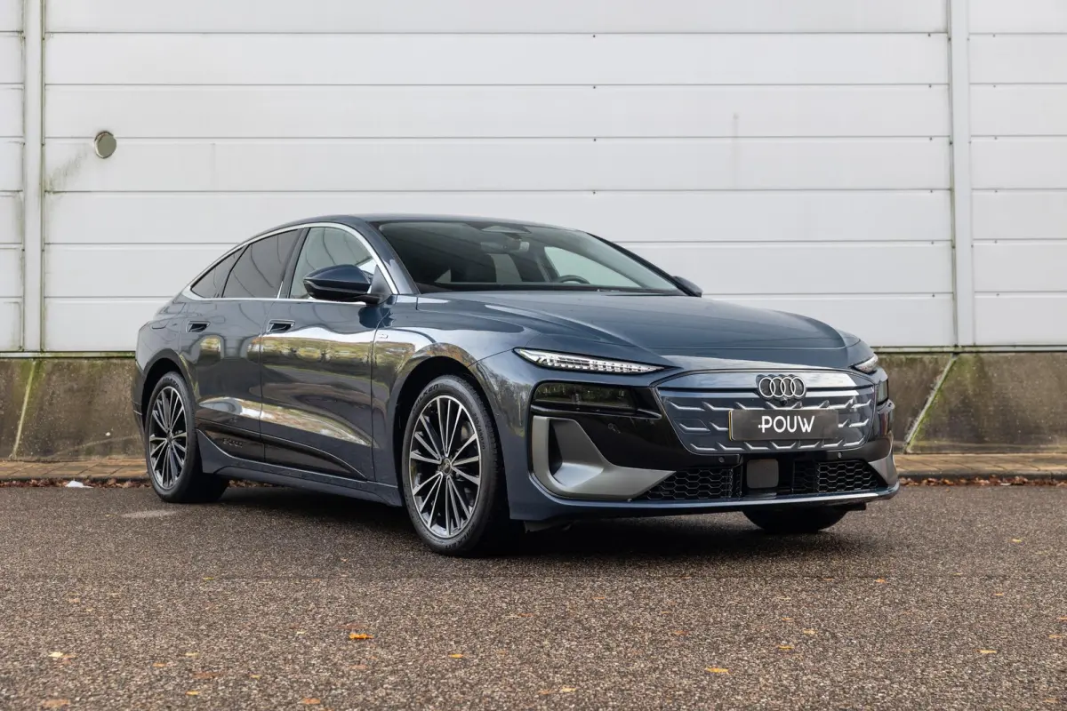 286pk Advanced edition 83 kWh | Trekhaak | Verwarmbaar stuur | Keyless entry