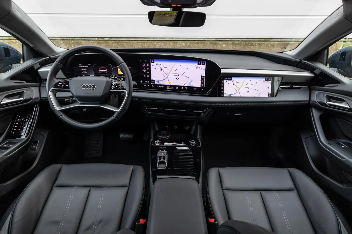 286pk Advanced edition 83 kWh | Trekhaak | Verwarmbaar stuur | Keyless entry