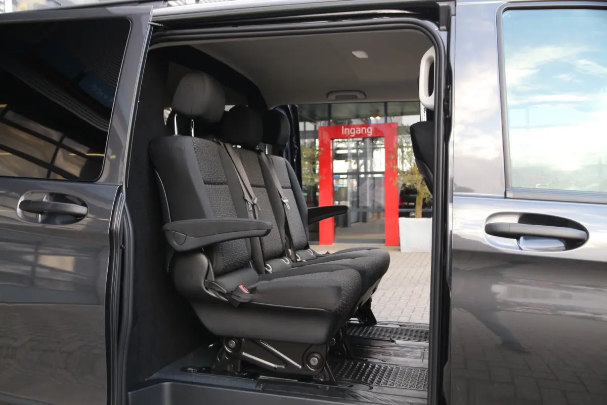 119 CDI | DC | 4Matic / 4x4 | 2x Elektr. schuifdeuren | Clima..