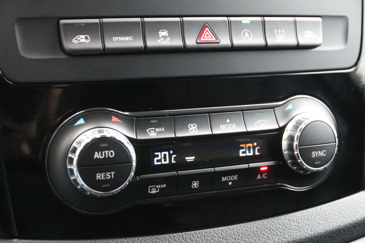 119 CDI | DC | 4Matic / 4x4 | 2x Elektr. schuifdeuren | Clima..