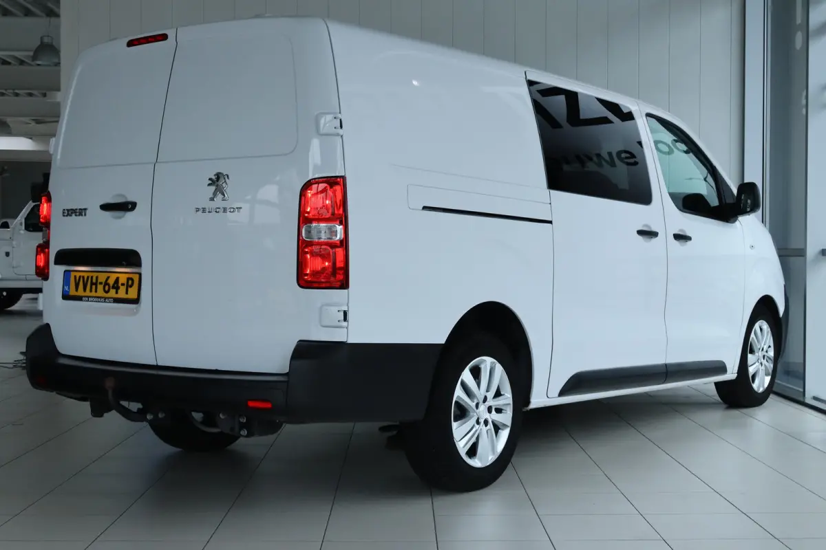 2.0 BlueHDI 180 S&S DC | Cruise Control | Trekhaak | Betimmering | Leder | LMV | Camera | Carplay | Climate |