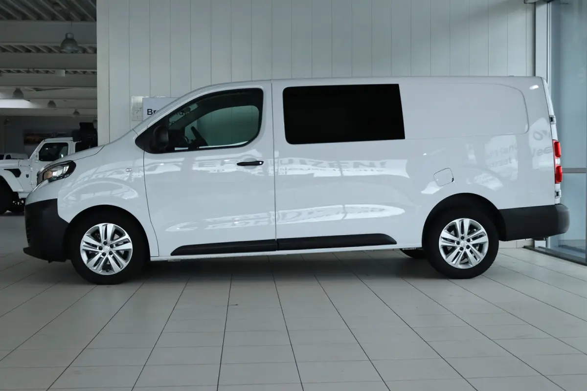 2.0 BlueHDI 180 S&S DC | Cruise Control | Trekhaak | Betimmering | Leder | LMV | Camera | Carplay | Climate |