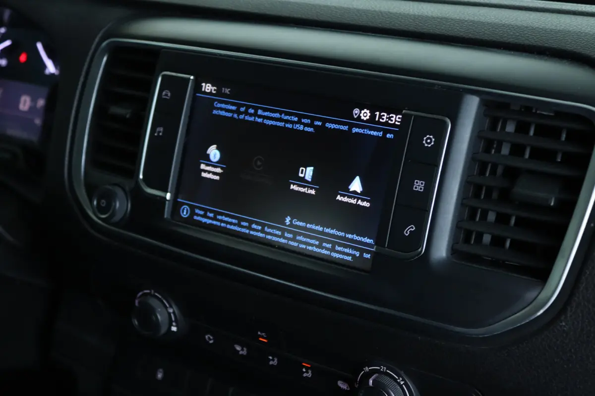 2.0 BlueHDI 180 S&S DC | Cruise Control | Trekhaak | Betimmering | Leder | LMV | Camera | Carplay | Climate |
