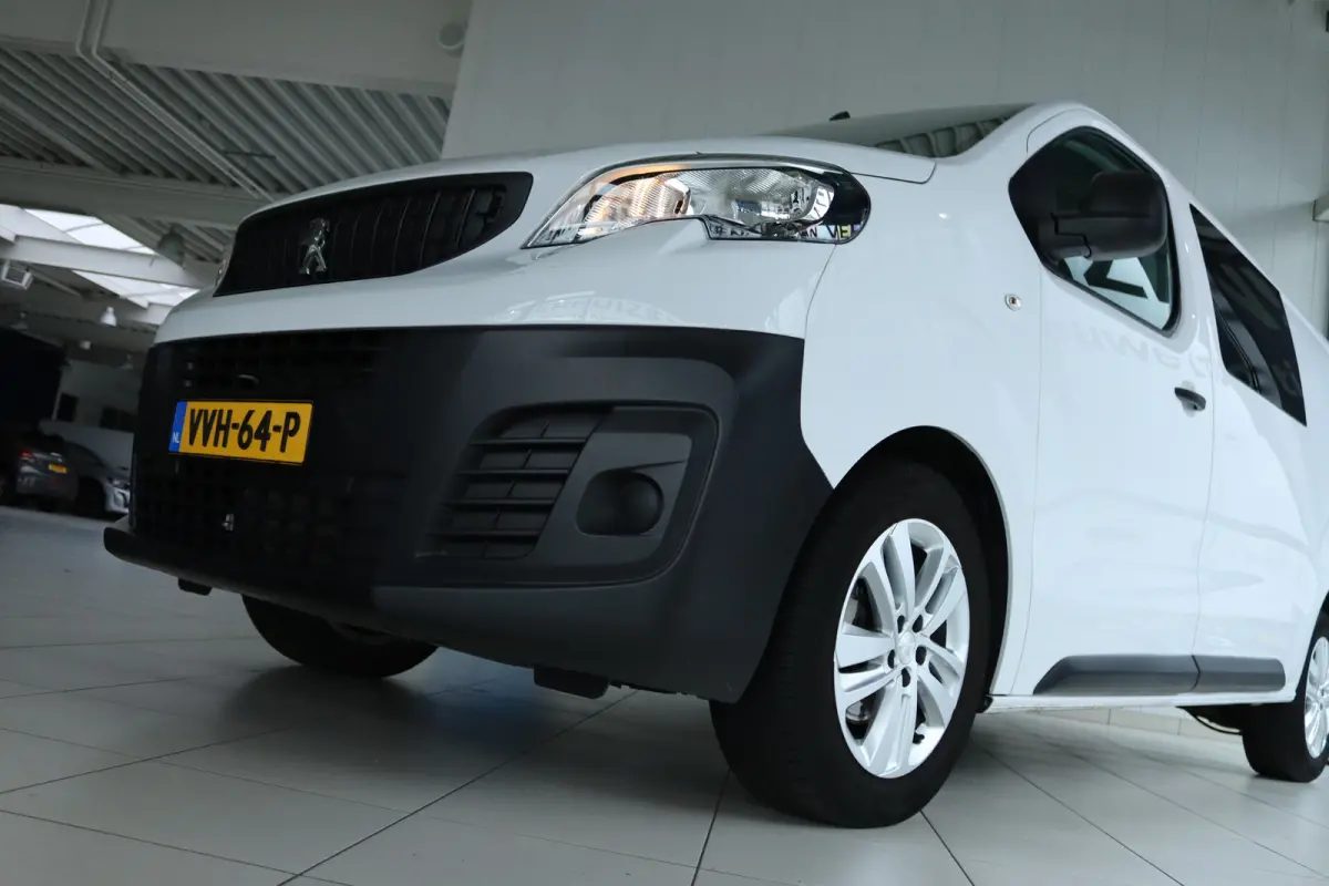 2.0 BlueHDI 180 S&S DC | Cruise Control | Trekhaak | Betimmering | Leder | LMV | Camera | Carplay | Climate |
