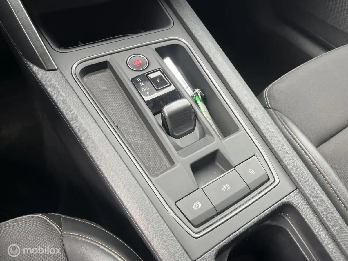 1.5 eTSI LED*NAVI*CAMERA*CRUISE*PDC*CARPLAY*
