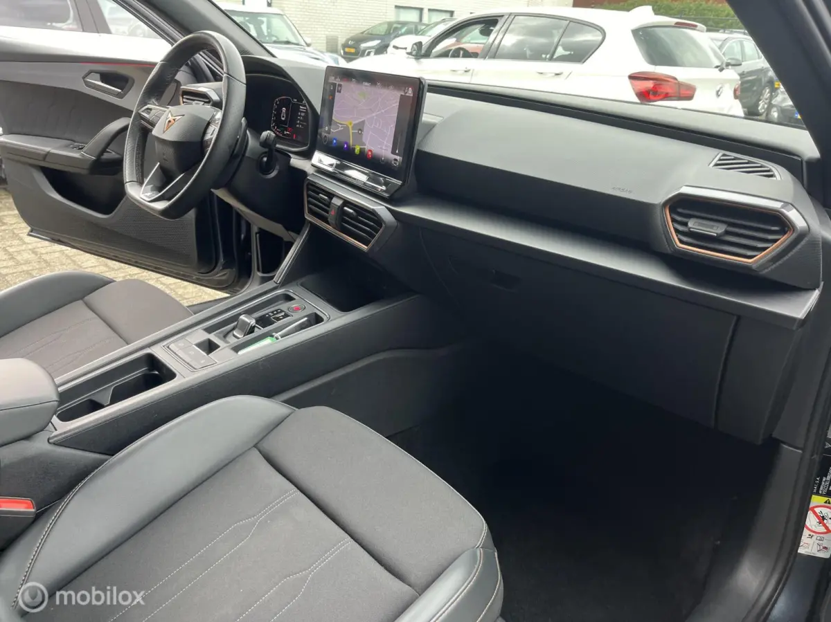 1.5 eTSI LED*NAVI*CAMERA*CRUISE*PDC*CARPLAY*