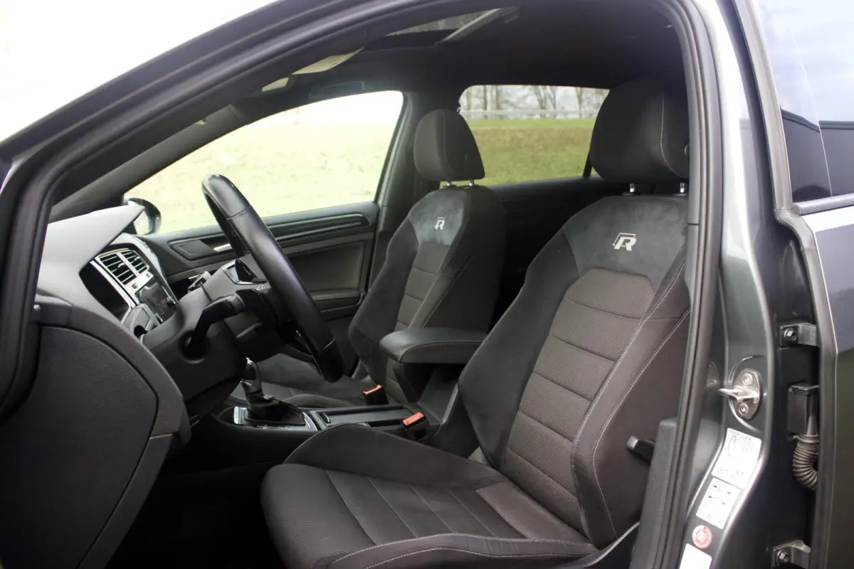 7.5 2.0 TSI R | Indium Grey - Pano - APR