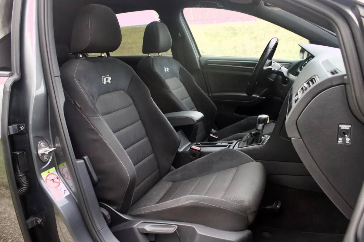 7.5 2.0 TSI R | Indium Grey - Pano - APR