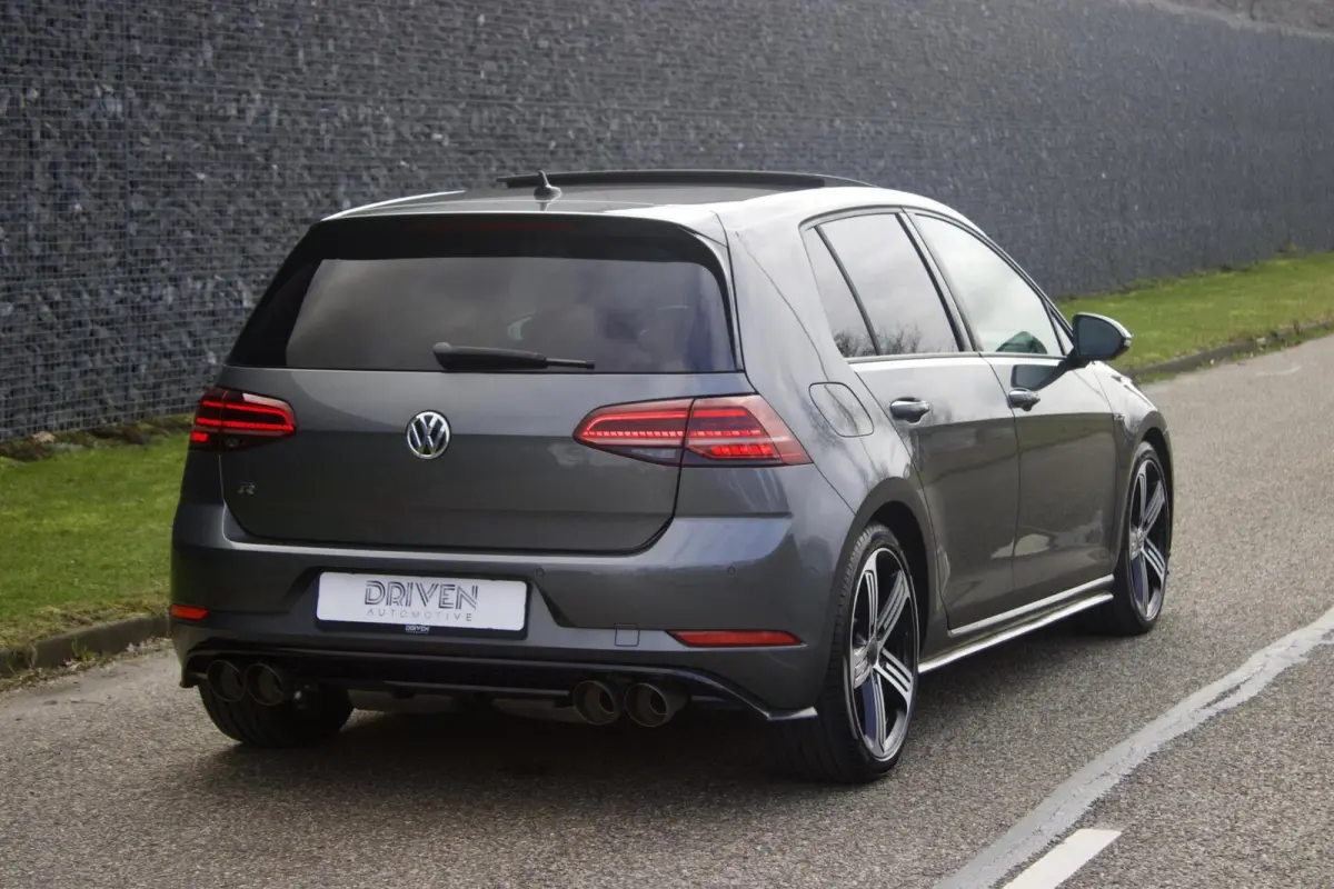 7.5 2.0 TSI R | Indium Grey - Pano - APR
