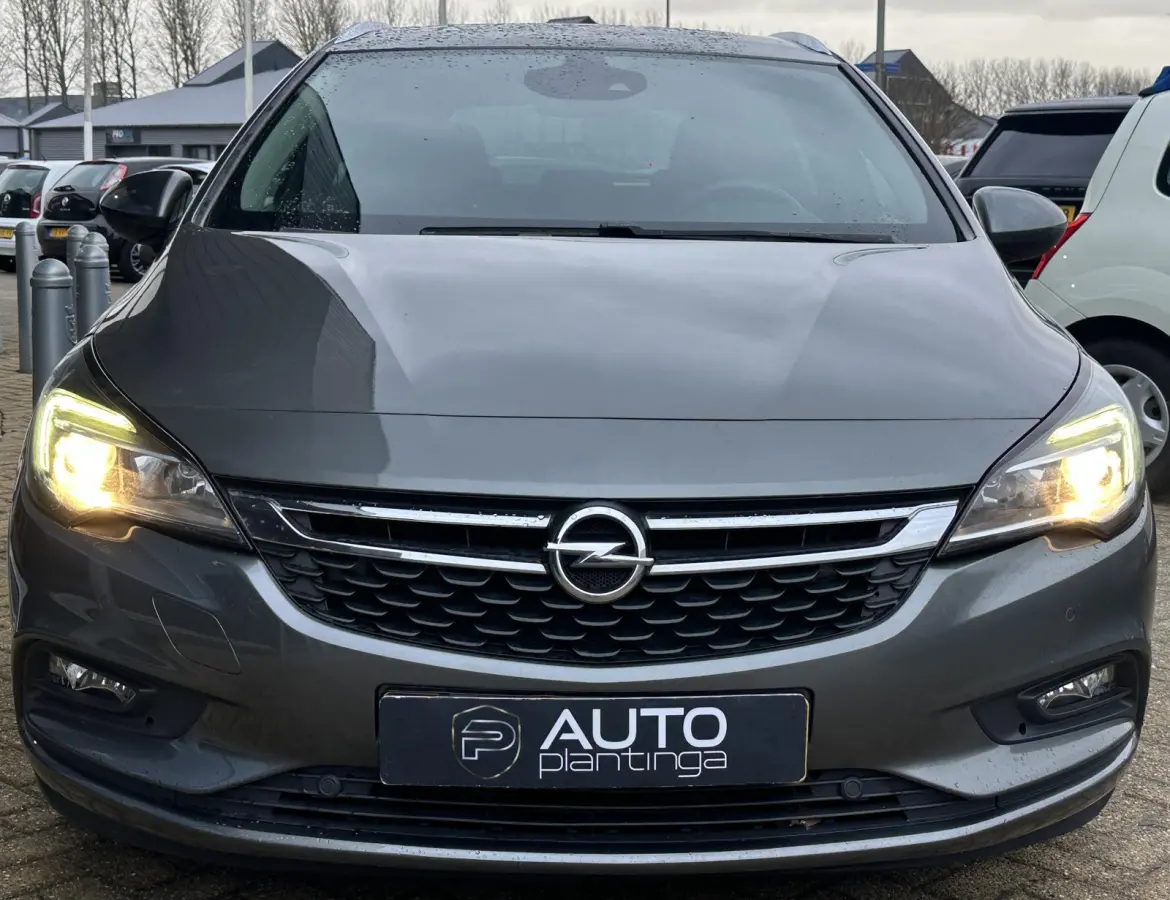 1.4 Turbo 120 Jaar Edition 150PK | AUTOMAAT | ZEER NETTE STAAT | Trekhaak | Stoel en Stuur Verwarming | APK tot 29-04-2027 |