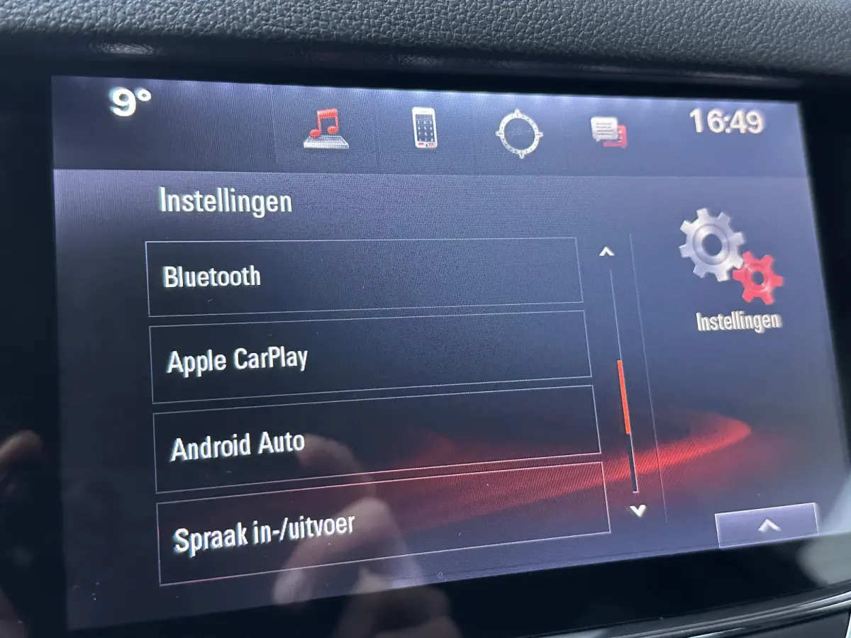 1.4 Turbo 120 Jaar Edition 150PK | AUTOMAAT | ZEER NETTE STAAT | Trekhaak | Stoel en Stuur Verwarming | APK tot 29-04-2027 |