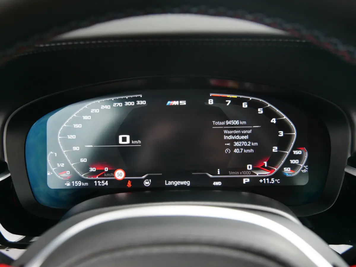 M5 600 Pk Automaat Navi / Leer / Airco achter