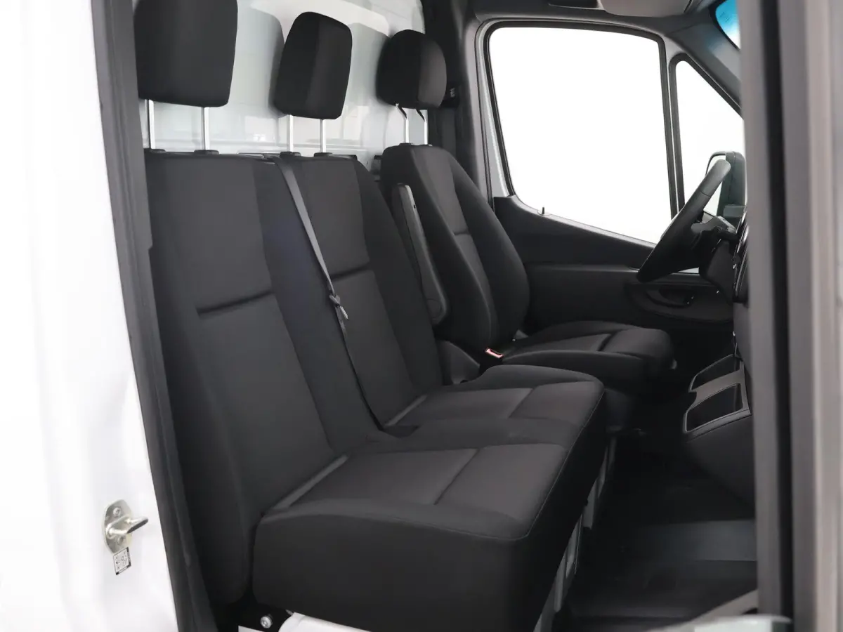 315 CDI | Aut. | Chassis | L3 | 3500 KG. AHW | Airco | Cruise Control | MBUX Navigatie | Apple Carplay/Android Auto | Lane-Assist | Vierseizoenenbanden | Comfort Bestuurdersstoel | 3500 KG. 