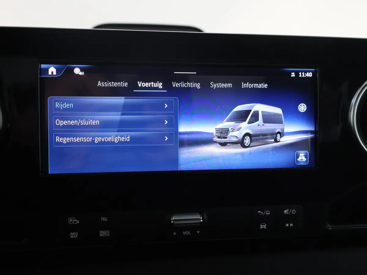 315 CDI | Aut. | Chassis | L3 | 3500 KG. AHW | Airco | Cruise Control | MBUX Navigatie | Apple Carplay/Android Auto | Lane-Assist | Vierseizoenenbanden | Comfort Bestuurdersstoel | 3500 KG. 