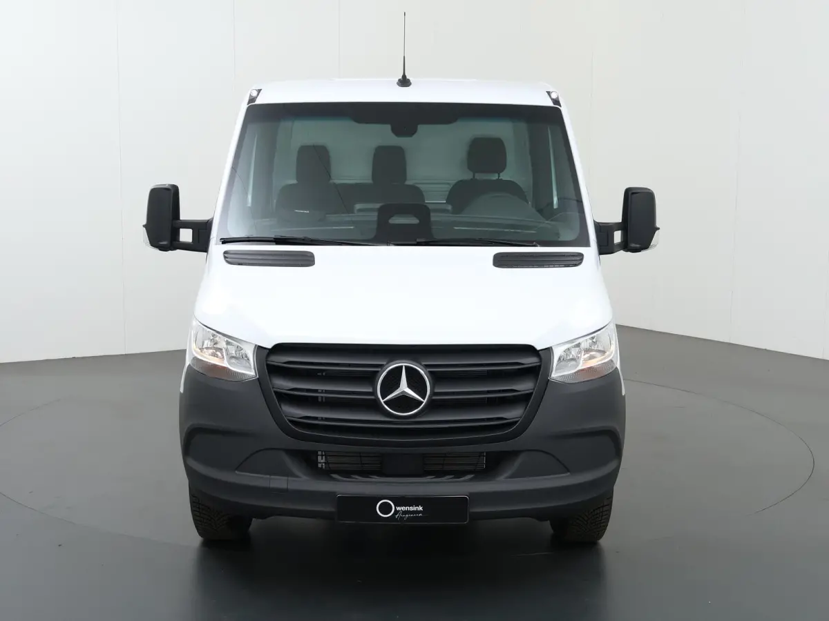 315 CDI | Aut. | Chassis | L3 | 3500 KG. AHW | Airco | Cruise Control | MBUX Navigatie | Apple Carplay/Android Auto | Lane-Assist | Vierseizoenenbanden | Comfort Bestuurdersstoel | 3500 KG. 