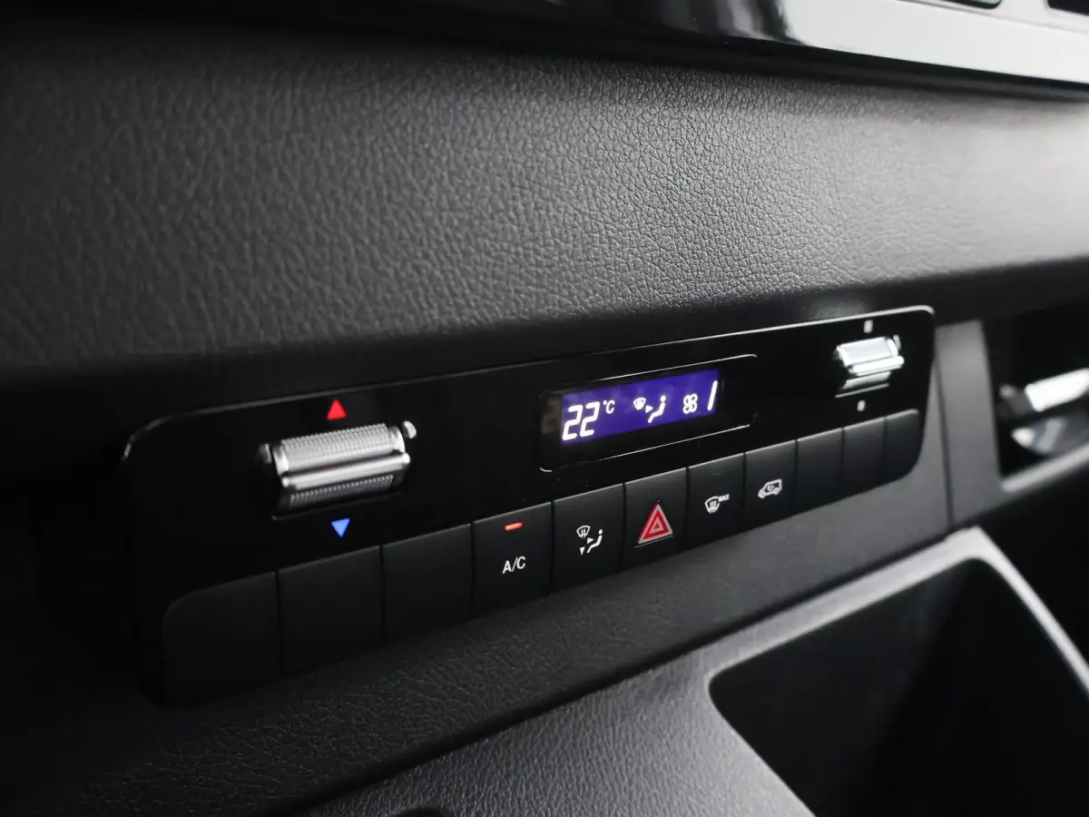 315 CDI | Aut. | Chassis | L3 | 3500 KG. AHW | Airco | Cruise Control | MBUX Navigatie | Apple Carplay/Android Auto | Lane-Assist | Vierseizoenenbanden | Comfort Bestuurdersstoel | 3500 KG. 
