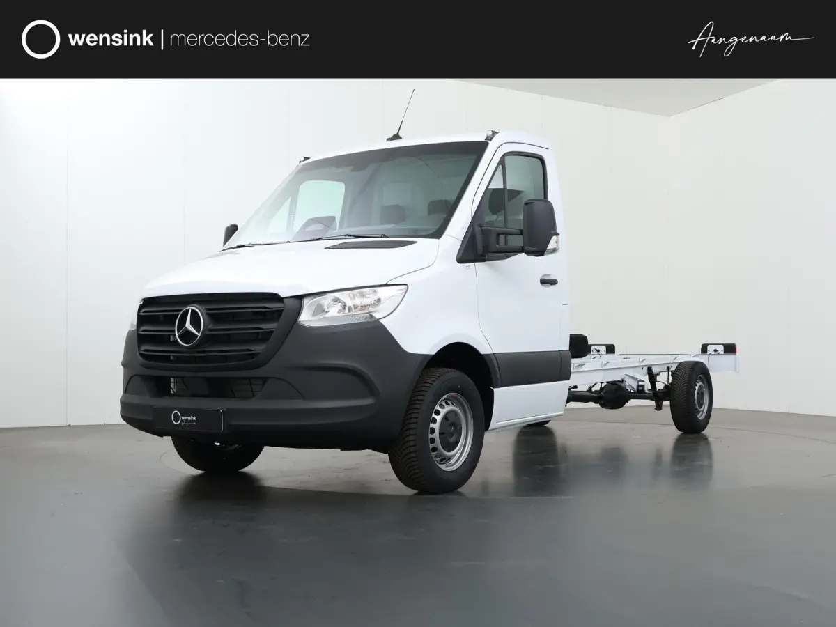 315 CDI | Aut. | Chassis | L3 | 3500 KG. AHW | Airco | Cruise Control | MBUX Navigatie | Apple Carplay/Android Auto | Lane-Assist | Vierseizoenenbanden | Comfort Bestuurdersstoel | 3500 KG. 