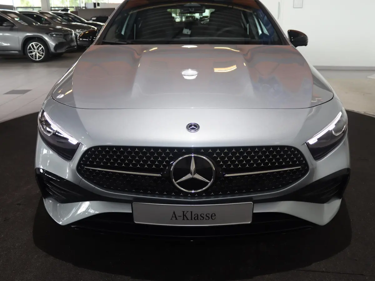 180 Business Solution AMG | Panoramaschuifdak | Nightpakket | AMG Line Plus | Head-up display | 360° camera
