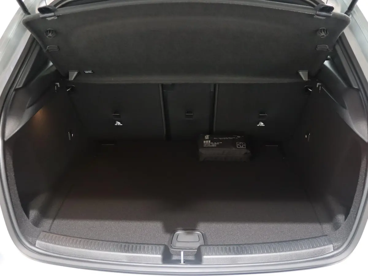 180 Business Solution AMG | Panoramaschuifdak | Nightpakket | AMG Line Plus | Head-up display | 360° camera