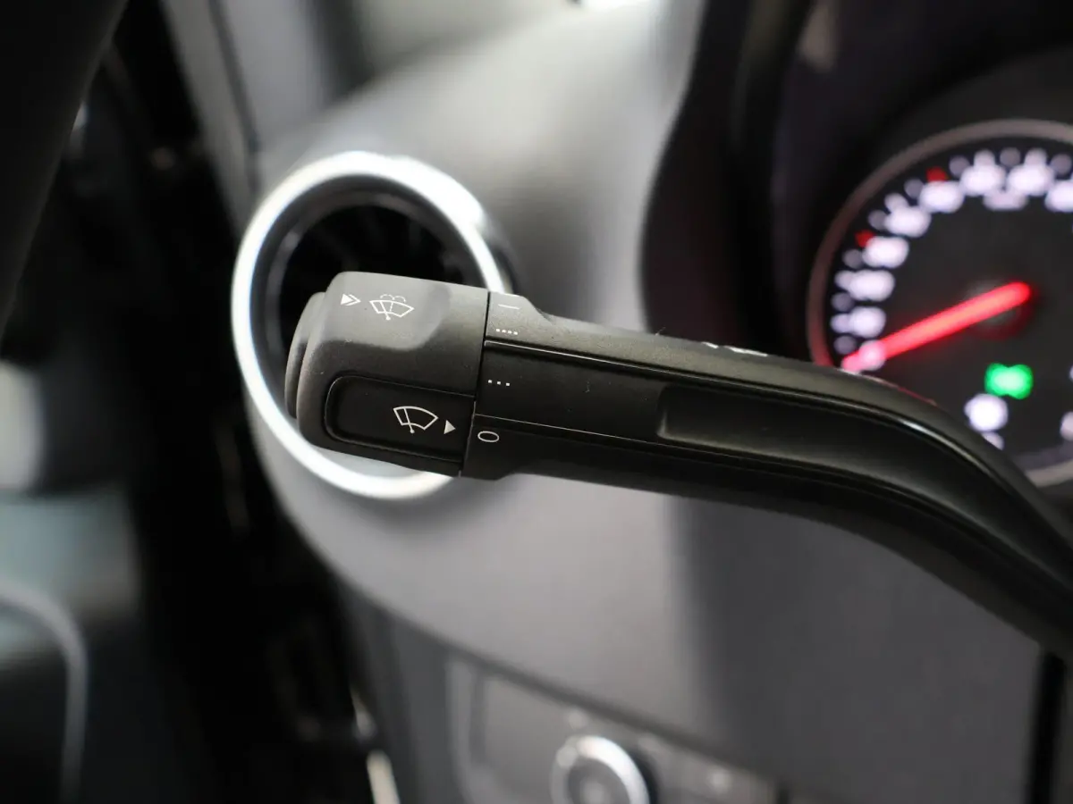 315 CDI | L2 H2 | RWD | Aut. | PRO | BPM VRIJ! | ACHTERUITRIJCAMERA | 3500 KG AHW | DODEHOEKASSISTENT | AIRCO | CRUISE | CARPLAY | ANDROID AUTO | METALLIC | 3-ZITS | MBUX SYSTEEM GROOT
