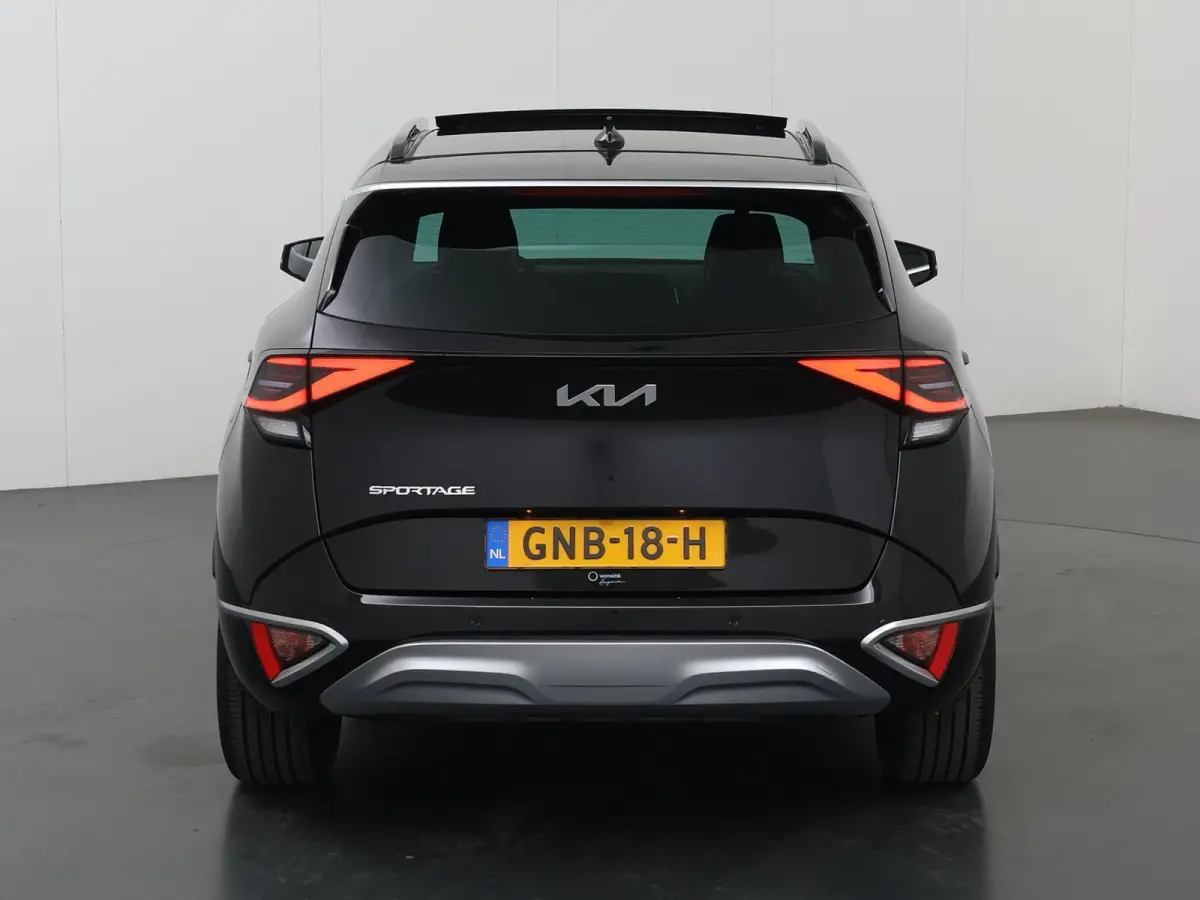 1.6 T-GDi MHEV DCT7 DynamicPlusLine | Panoramadak | Matrix LED Koplampen | Stoel/Stuurverwarming | Keyless Go | Elektrisch verstelbare voorstoelen |