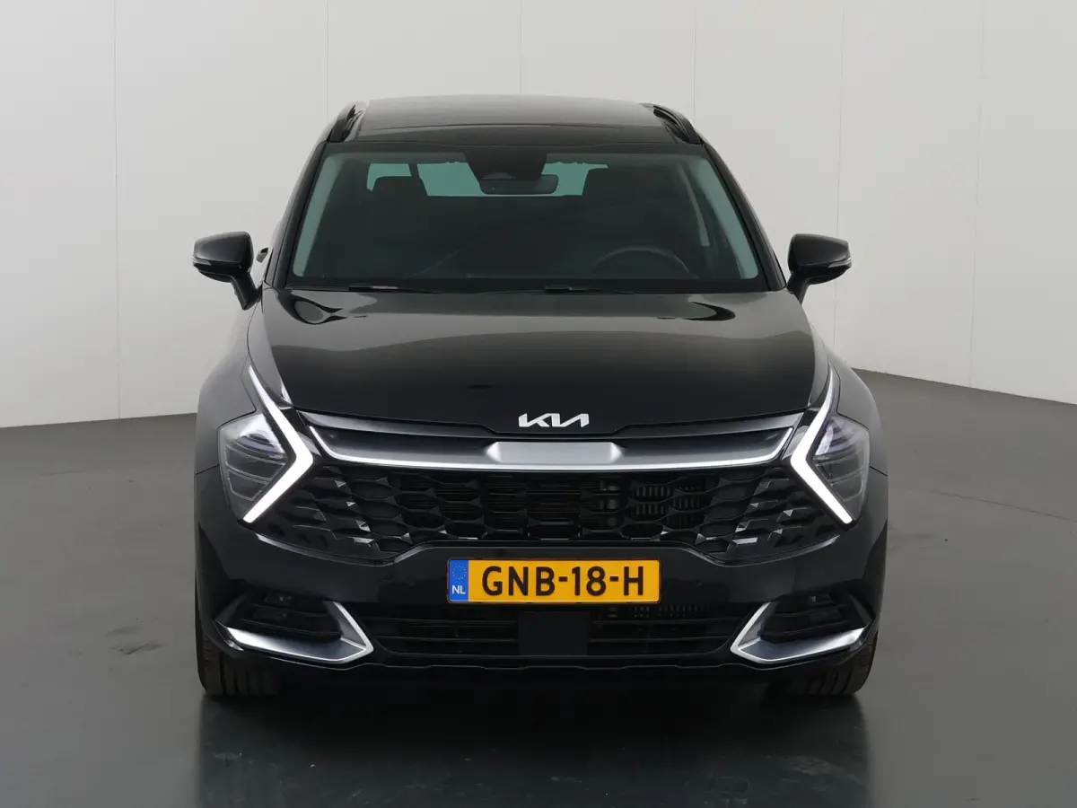 1.6 T-GDi MHEV DCT7 DynamicPlusLine | Panoramadak | Matrix LED Koplampen | Stoel/Stuurverwarming | Keyless Go | Elektrisch verstelbare voorstoelen |