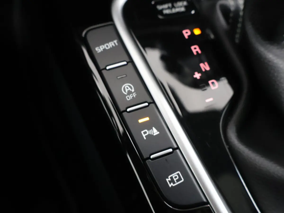 1.5 T-GDi GT-Line | Panoramadak | Matrix LED | Stoel/Stuurverwarming | Keyless Entry/Go | Elek. Achterklep | Apple Carplay/Android Auto |