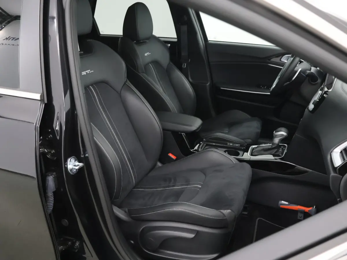 1.5 T-GDi GT-Line | Panoramadak | Matrix LED | Stoel/Stuurverwarming | Keyless Entry/Go | Elek. Achterklep | Apple Carplay/Android Auto |