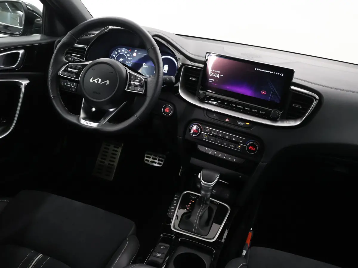 1.5 T-GDi GT-Line | Panoramadak | Matrix LED | Stoel/Stuurverwarming | Keyless Entry/Go | Elek. Achterklep | Apple Carplay/Android Auto |
