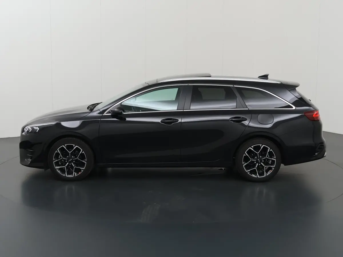1.5 T-GDi GT-Line | Panoramadak | Matrix LED | Stoel/Stuurverwarming | Keyless Entry/Go | Elek. Achterklep | Apple Carplay/Android Auto |