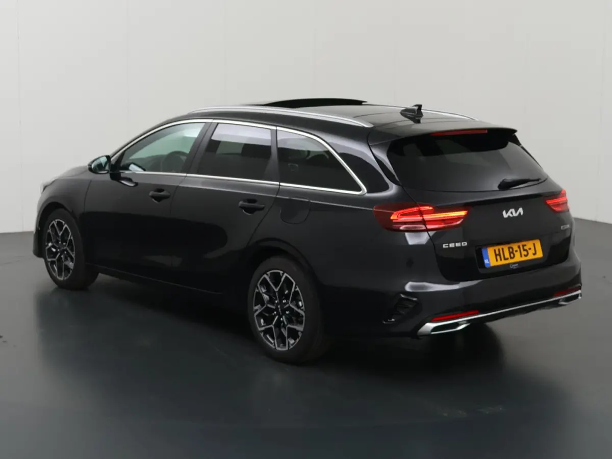 1.5 T-GDi GT-Line | Panoramadak | Matrix LED | Stoel/Stuurverwarming | Keyless Entry/Go | Elek. Achterklep | Apple Carplay/Android Auto |