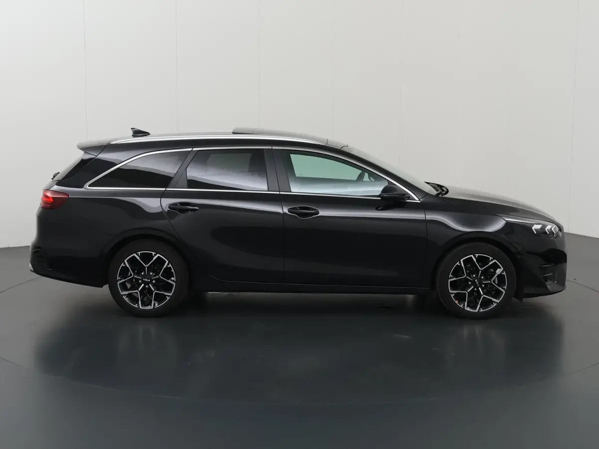 1.5 T-GDi GT-Line | Panoramadak | Matrix LED | Stoel/Stuurverwarming | Keyless Entry/Go | Elek. Achterklep | Apple Carplay/Android Auto |